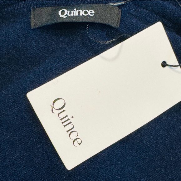 Quince | NEW Navy 100% Cashmere Batwing Knit Relaxed Fit Sweater Size One Size - Picture 7 of 8